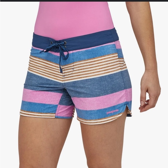 PATAGONIA WAVEFARER BOARD SHORTS - Picture 1 of 6